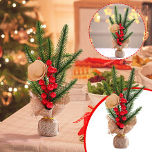 Juledekorasjonsgrener med blomsterpynt