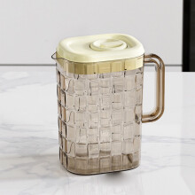 Πλαστική κανάτα με καπάκι και λαβή 2.5L