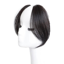Extensión de cabello natural castaño con flequillo largo y flequillo lateral.