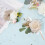 Corsage de poignet en lys blanc artificiel (2 pièces) 4