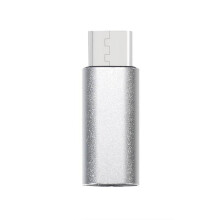 USB-C til 3,5 mm hovedtelefonadapter i metal
