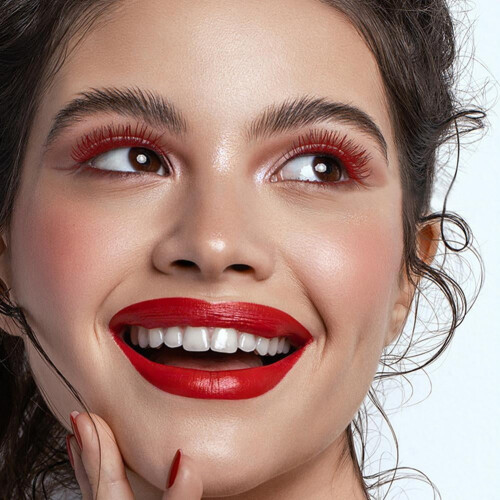 Zwarte waterproof verlengende mascara (1 stuk) 1