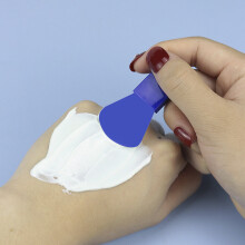 Pinceau de maquillage Hesroicy doux, non irritant, portable et court