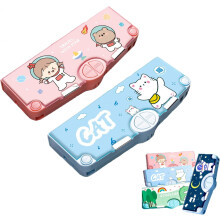 Cás peann luaidhe StefIk kawaii le siosúr, rialóir, agus géaróir