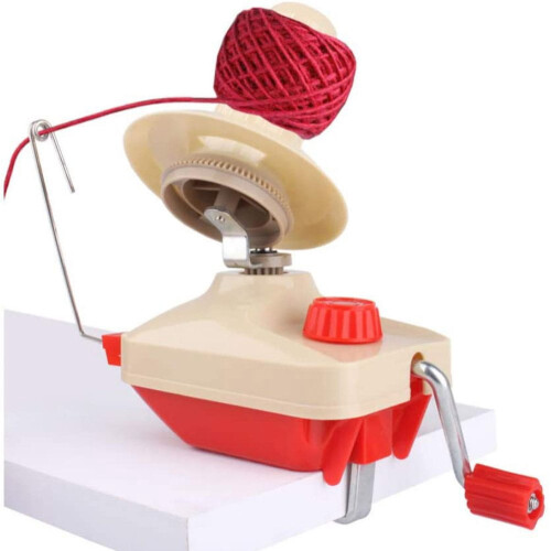 Hand-operated yarn ball winder for wool and thread