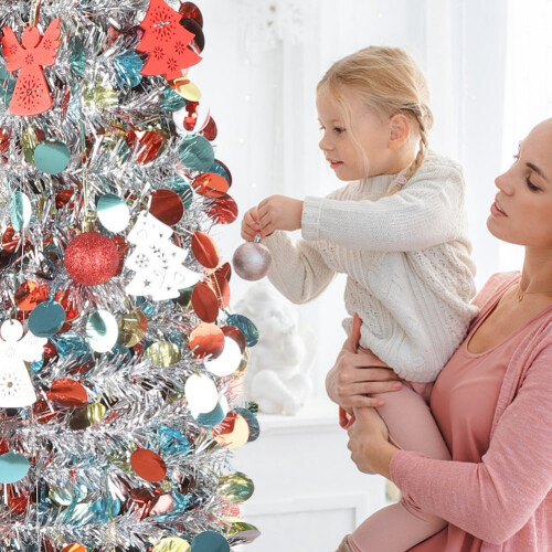 5ft Collapsible Tinsel Christmas Tree with Stand 2