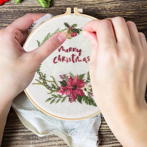Weihnachts-Kreuzstich-Set mit Blumenmuster auf Stoff 2