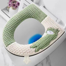 Capa de assento sanitário natalina em tricô, formato de O, lavável.