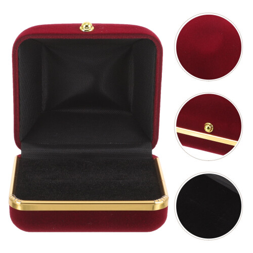 Engagement Ring Box Velvet Lined Single Ring Case 1