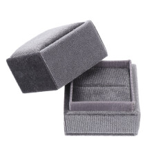 Caixa de veludo para anéis e joias, ideal para casa de bonecas em formato de mini tulipas.