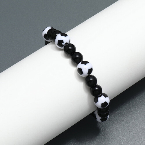 Modisches, schlichtes Herrenarmband mit Vollstein 1