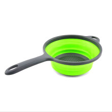 Passoire pliable en silicone avec poignées (1 pièce)