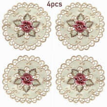 Mosiee placematset met geborduurde bloemen, 4 stuks