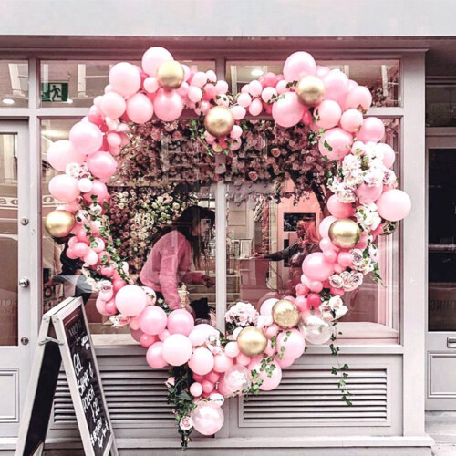 Heart Balloon Arch Kit with Water-Fillable Base 1 Set 1
