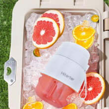 Mini Electric Fruit Juicer USB Rechargeable 1 pc