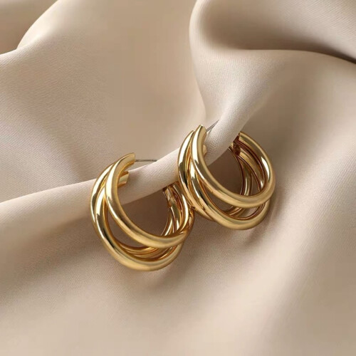 925 Silver Ear Studs Three Interlocking Rings