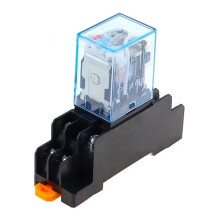 DPDT tekercses teljesítményrelé 12V-os foglalattal