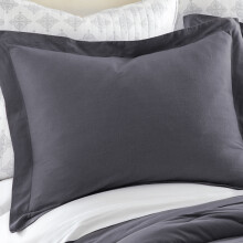Levtex Home linnen kussensloop antraciet 26x20 inch