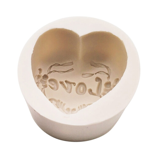 Silicone Love-Shaped Cake Mold Non-Stick Baking Pan 1