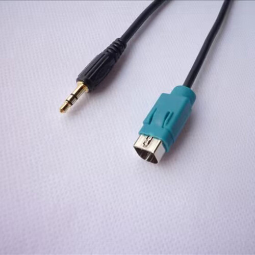 Alpine KCE-236B MP3aux audioadapterkabel 1