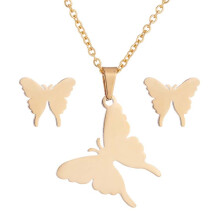 Dames oorbellen set met hanger en sleutelbeenketting
