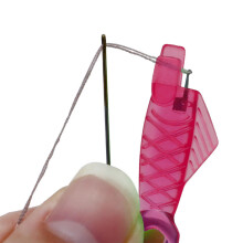 Fish Mouth Needle Threader for Sewing Machines 1 Piece