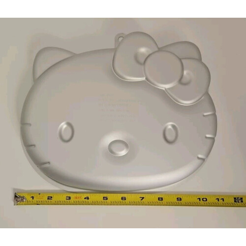 Hello Kitty Wilton cake pan 1976 2012 Sanrio 2