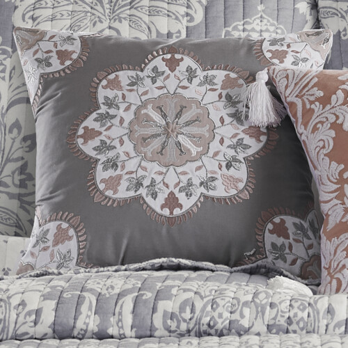 Διακοσμητικό μαξιλάρι Levtex Home Belhaven 18x18 ίντσες γκρι 1