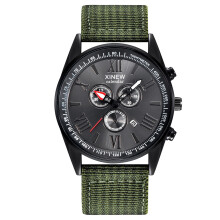 Montre Ă quartz analogique Quinlirra pour femme en acier inoxydable