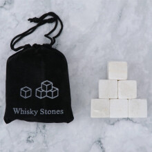 Coffret cadeau de 6 pierres Ă whisky avec revĂŞtement en velours