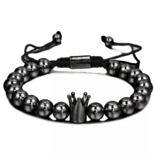 Crown King charm bracelet gold 8mm beads black