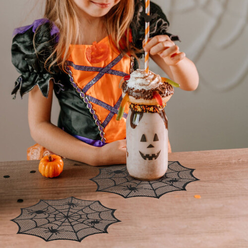 Halloween-Tischsets, 2 Stück, wärmeisolierend, mit Hohlmuster 2
