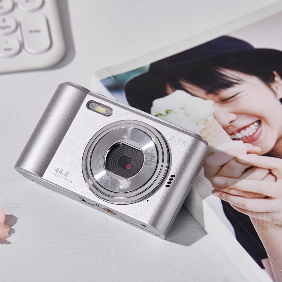 Txmfgh 2.4-Inch Hd Digital Camera With 16X Zoom 908436352154