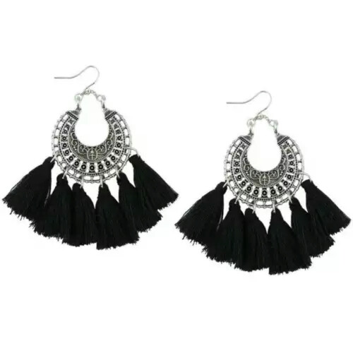 Orecchini da donna RSAMD Boho in metallo testurizzato argento con frange di cotone e nappe in macramè - Neri