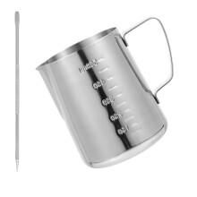 Brocca in acciaio inox per montare il latte al caffè
