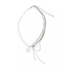 Collier papillon à perles multicouches en cristal brillant