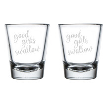 Set van 2 borrelglaasjes van 50 ml (1,75 oz) Cadeau Good Girls Swallow Funny