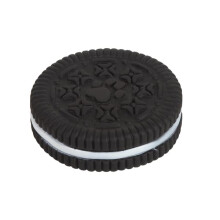 Oreo-shaped squeaky dog chew toy rubber 1 piece