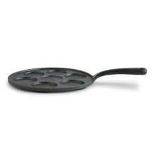 Cast iron frying pan black round 24 cm