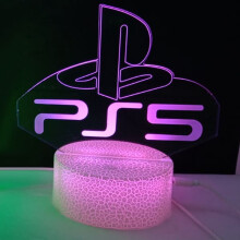 Conjunto de luminárias noturnas temáticas do PS5 com detalhes coloridos.