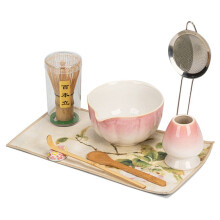 Set med 8-Delade Matchaskålar i Körsbärsblommor och Rosa med Masterkopp, 100-Stifts Bambuvisp, Teskopa Inspirerad Av Song Dynasty.