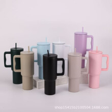 Modern 40 oz insulated stainless steel tumbler with handle