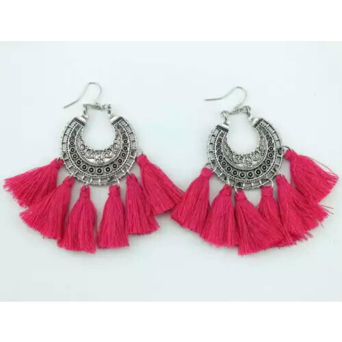 Orecchini da donna RSAMD Boho in metallo testurizzato argento con frange di cotone e nappe in macramè - Neri 2