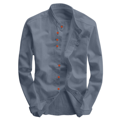 Mannenhemd heeft een grote pasvorm met slim fit