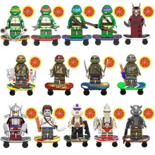 Ninja Turtles bouwblokken met wapens en skateboard