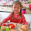 Set da cucina giocattolo per bambini: hamburger e attività educative 3