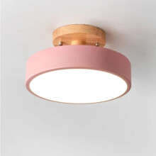 Nordisk loftslampe i træ rund, varm hvid, 18 cm