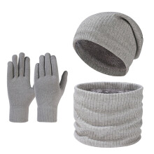 Conjunto de 3 peças: Gorro de tricô, protetor de pescoço e luvas para tela sensível ao toque.