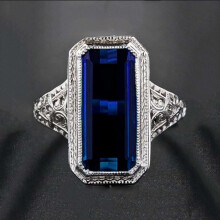Women's emerald zircon ring rectangular inlaid size 6