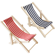 Miniature folding wooden beach chair dollhouse decoration